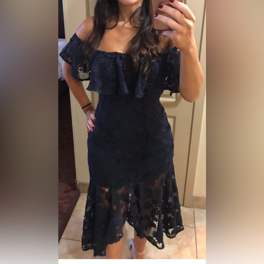 Banjul navy lace gown brand size large but runs small